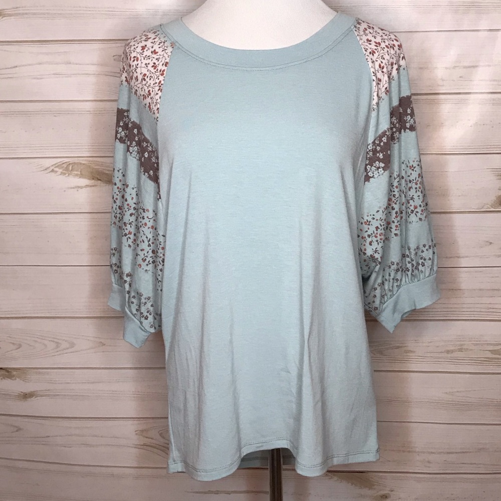 BNWOT Boutique Dolman Top